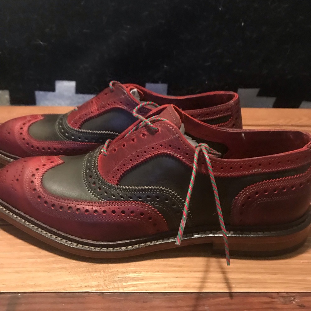 Allen Edmonds Jingle Bell Mok Dress Shoes